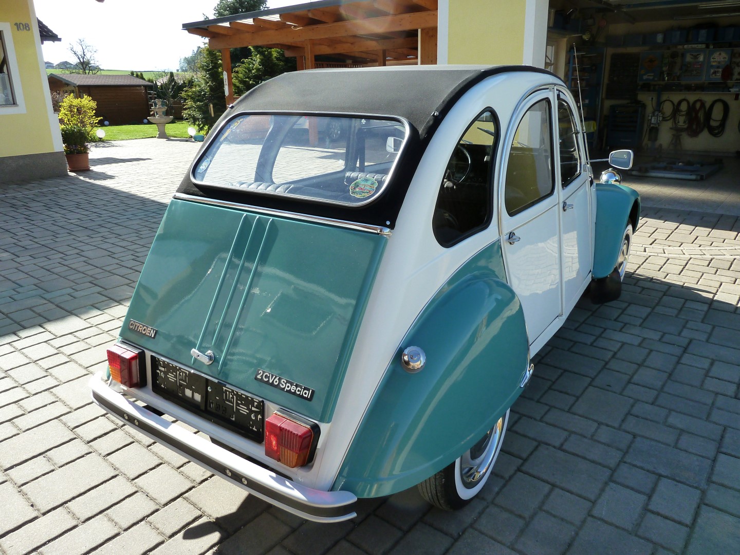 2 CV